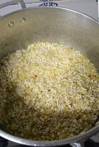 Arroz a fritar no estrugido
